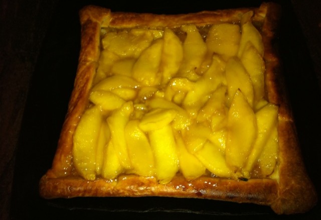 Caramel Mango Tart