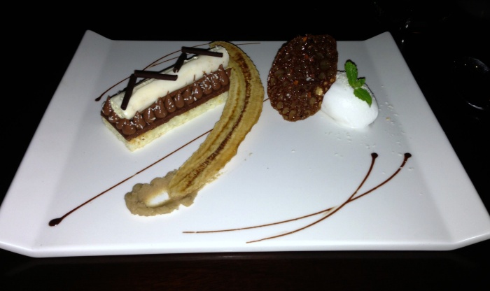 Bounty - Guanaja chocolate bar, with coconut cream filling, sorbet, crunchy hazelnut and banana paste, Sakala, Bali