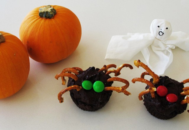 Boiled Eggs and Soldiers spider cupcakes