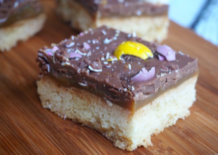 Mini Egg Caramel Shortbread