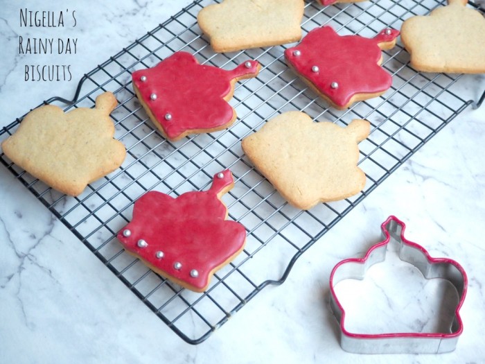 Nigella's Rainy Day Biscuits