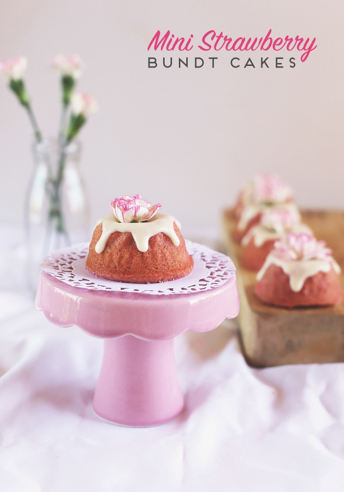 mini-strawberry-bundt-cake Love Swah