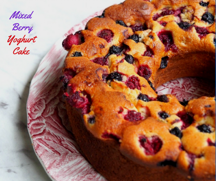 Mixed Berry Yoghurt Cake