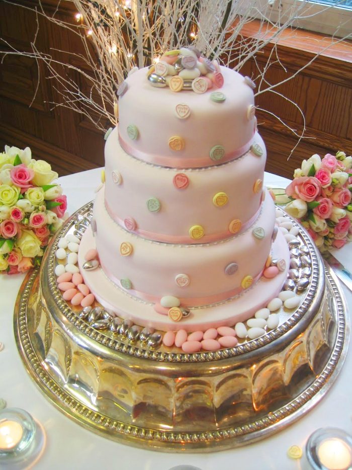 10 on 10 wedding cake