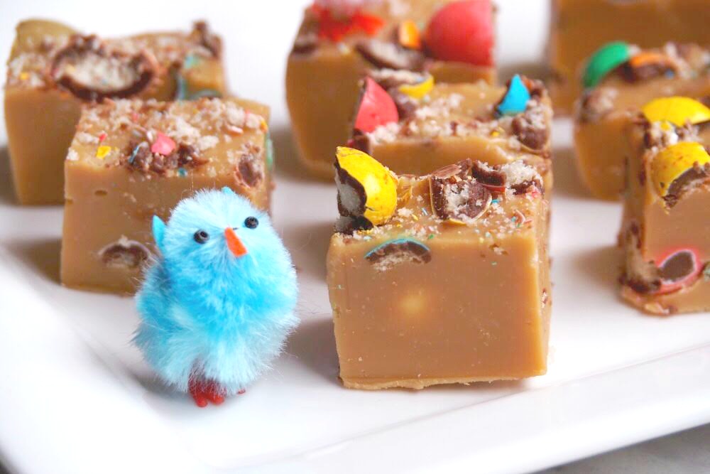 Mini Egg Fudge - The Annoyed Thyroid