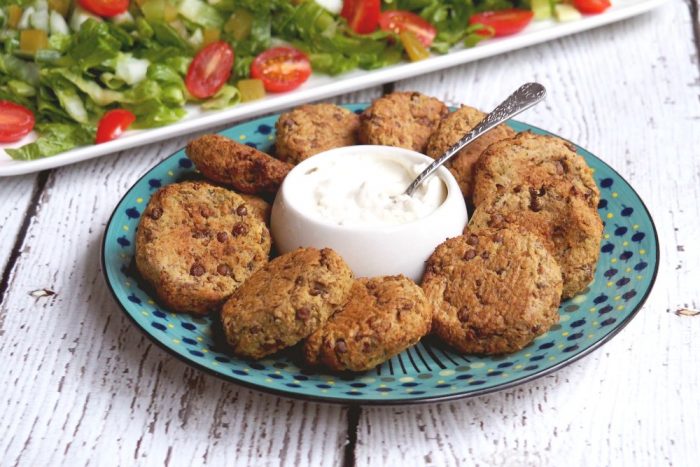 Lentil Felafel with Garlic Yoghurt Sauce