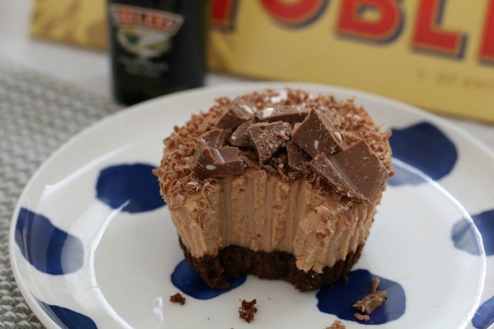 Mini Boozy Chocolate Cheesecakes 3