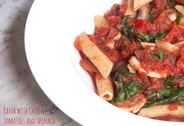 Meatless Monday – Pasta with Chilli, Tomatoes and Spinach