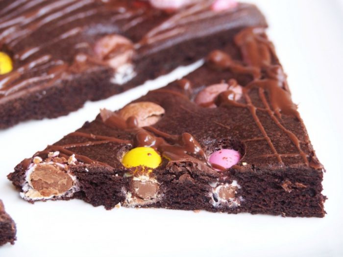 Easter Brownie Bark