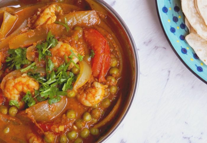 Prawn, pea and tomato curry 1