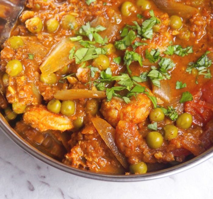 Prawn, pea and tomato curry 4