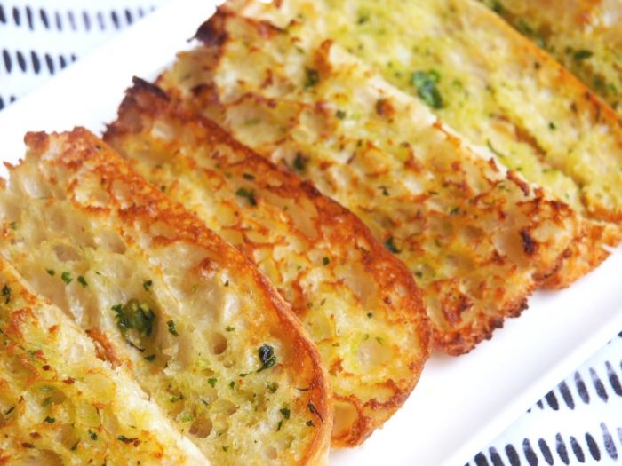 Easy Garlic Bread 3