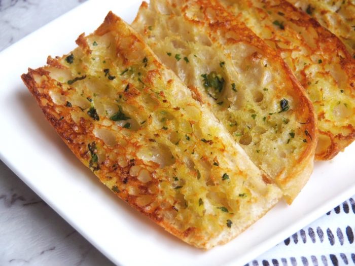 Easy Garlic Bread 1