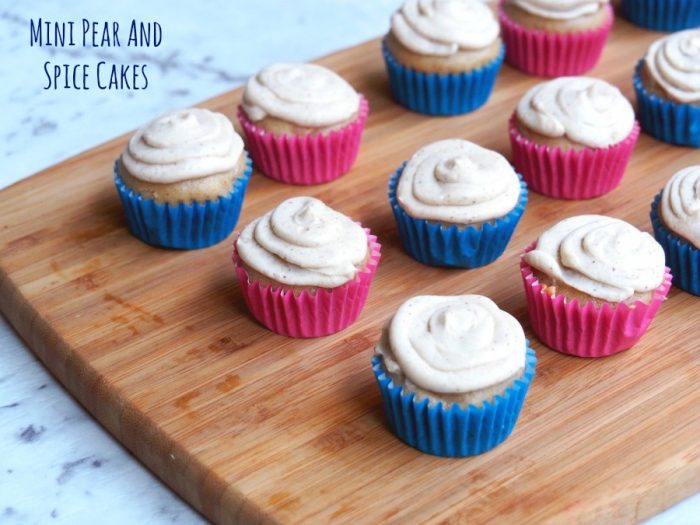 Mini Pear and Spice Cakes 