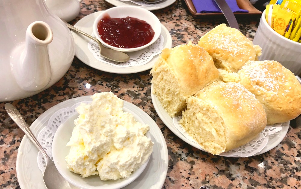 48 hours in the Blue Mountains - Bygone Beautys scones