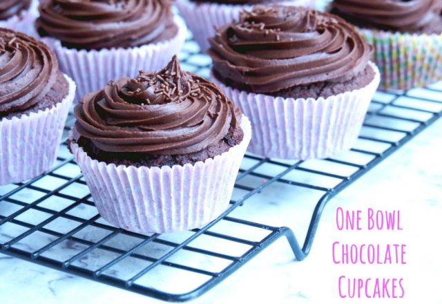 One Bowl Chocolate Cupcakes