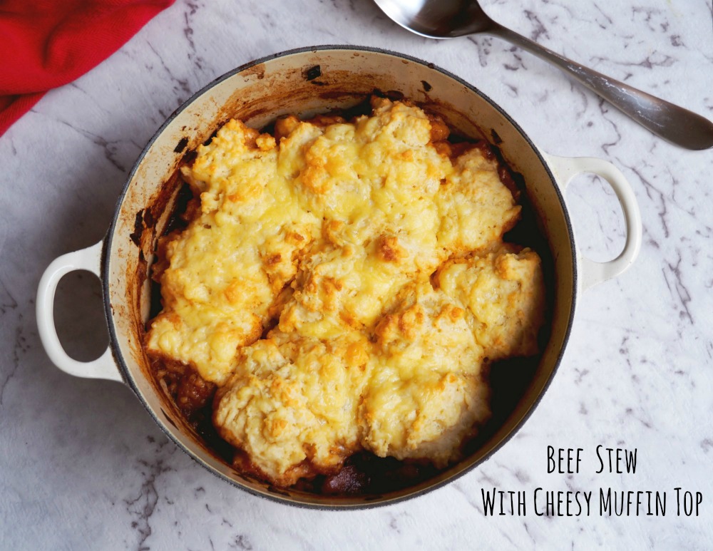 Beef-stew-with-muffin-top-text