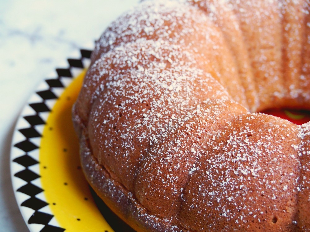 Nigella's-Spiced-Yoghurt-Cake