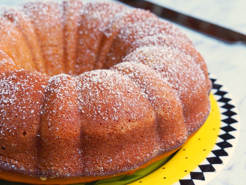 Nigella's-Spiced-Yoghurt-Cake