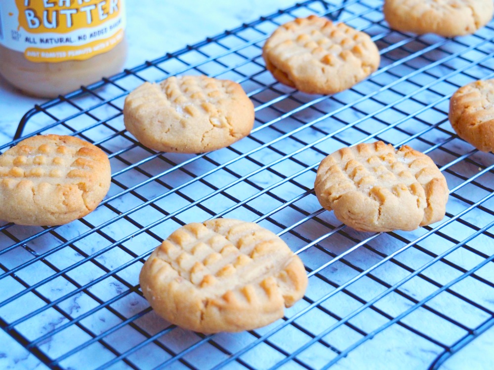 Peanut-Butter-Cookies-2