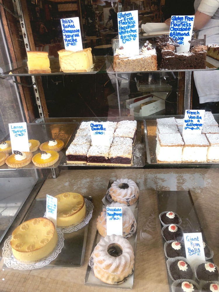 72 hours in Melbourne - Monarch Cake Shop 2