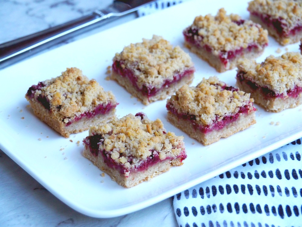 Raspberry and walnut squares 4