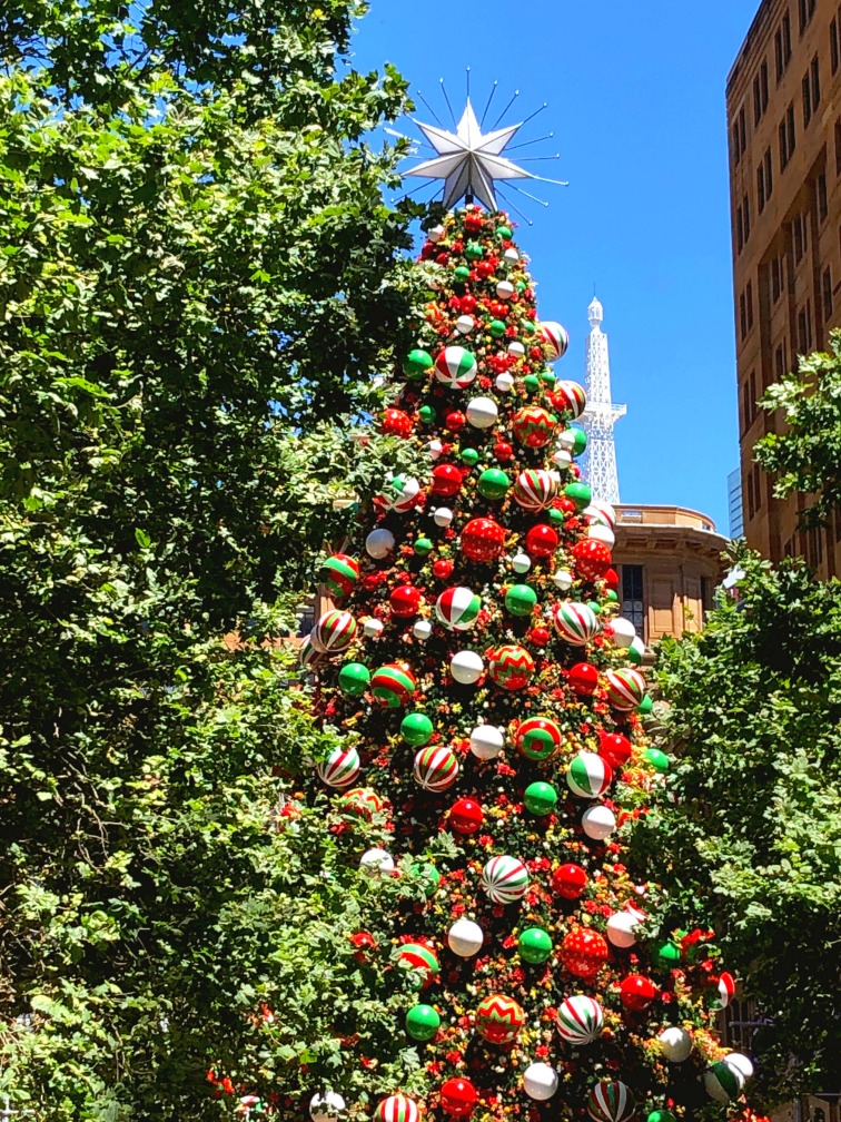 Christmas tree Martin Place 2018