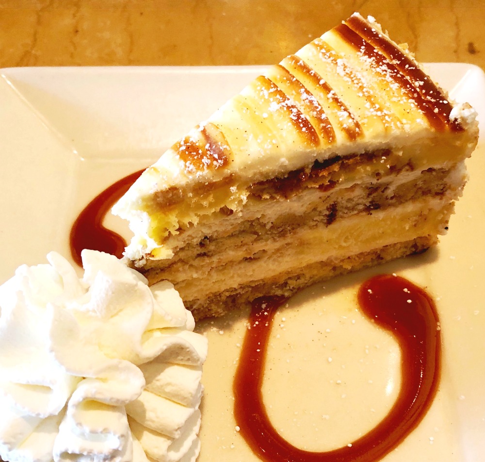 cheesecake factory- reasons to visit Waikiki