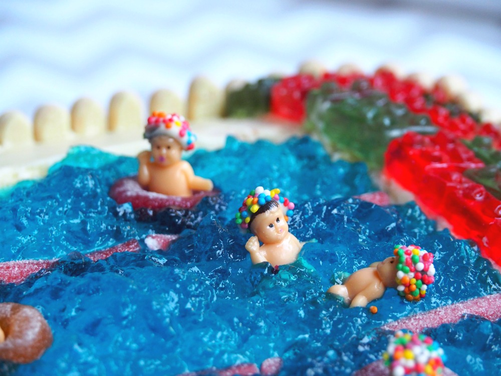 AWW Swimming pool cake 4