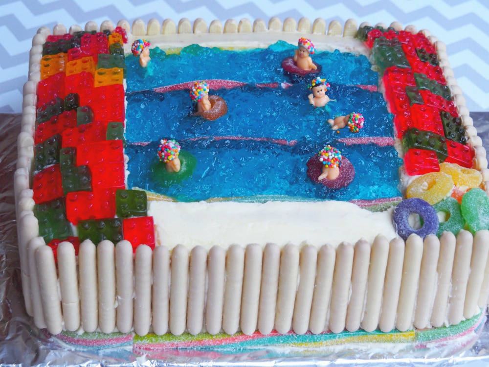 Bluey Cake With Jelly Pool - How To - DIY Party Central