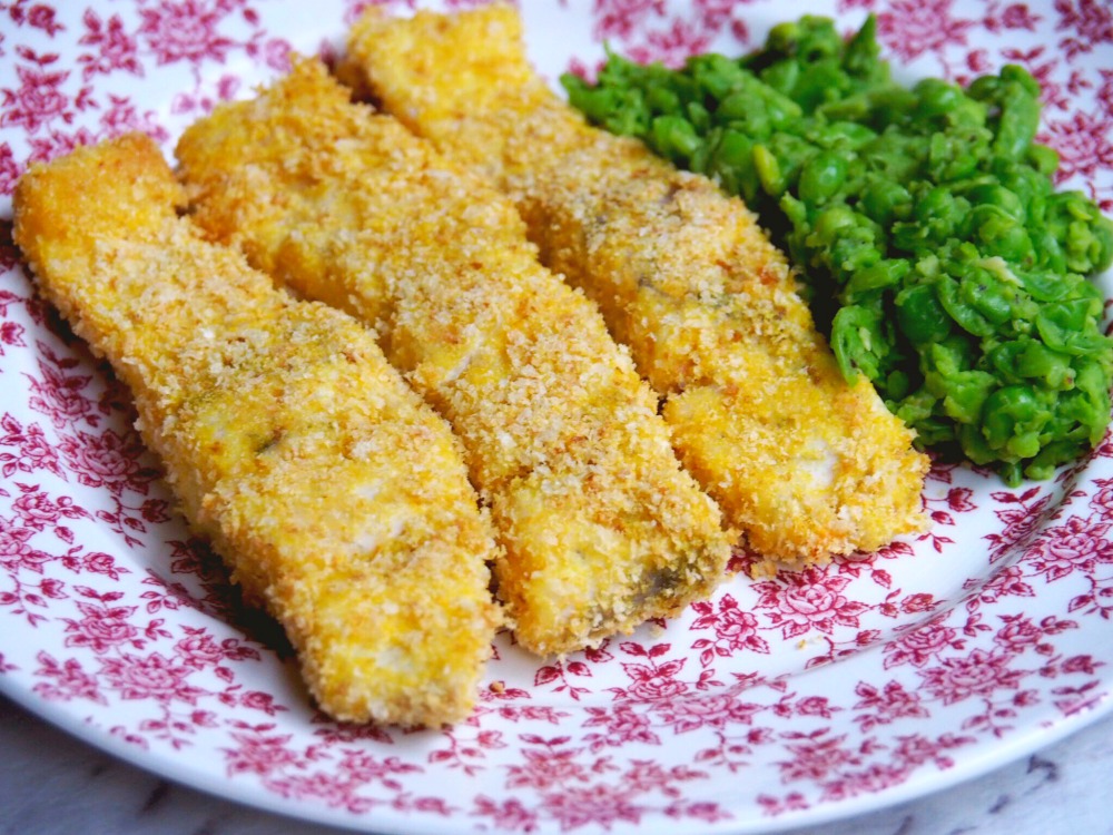 fish fingers and smashed peas 3