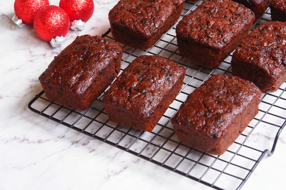 Christmas Chcocolate Fruit Loaves 4