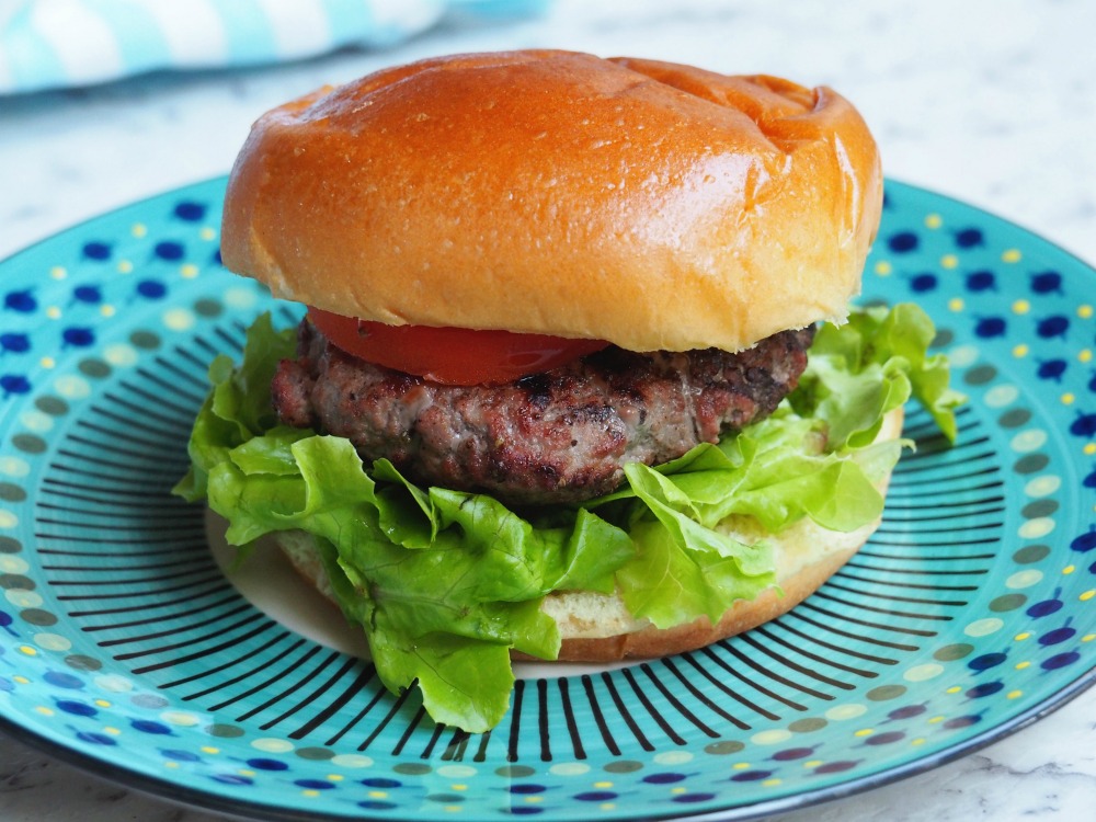 beefy burgers with a bit of a rub 2