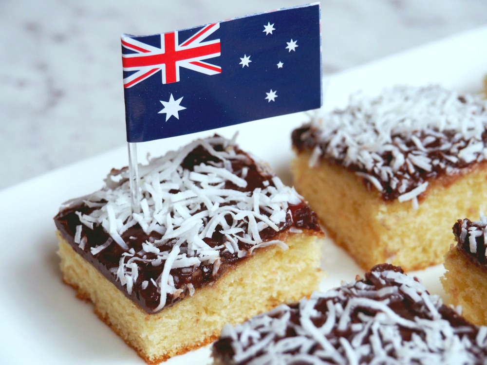 jamtastic-lamington-slice-5