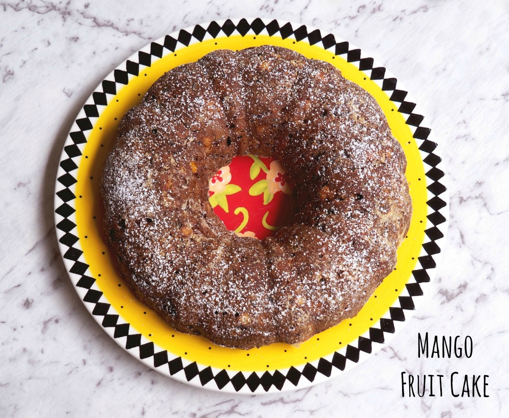 5 Ingredient Mango Fruit Cake