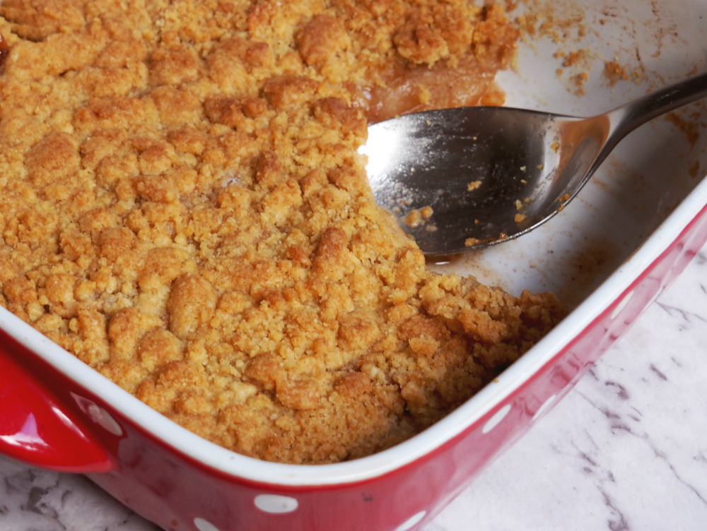Old-Fashioned Apple Crumble 3