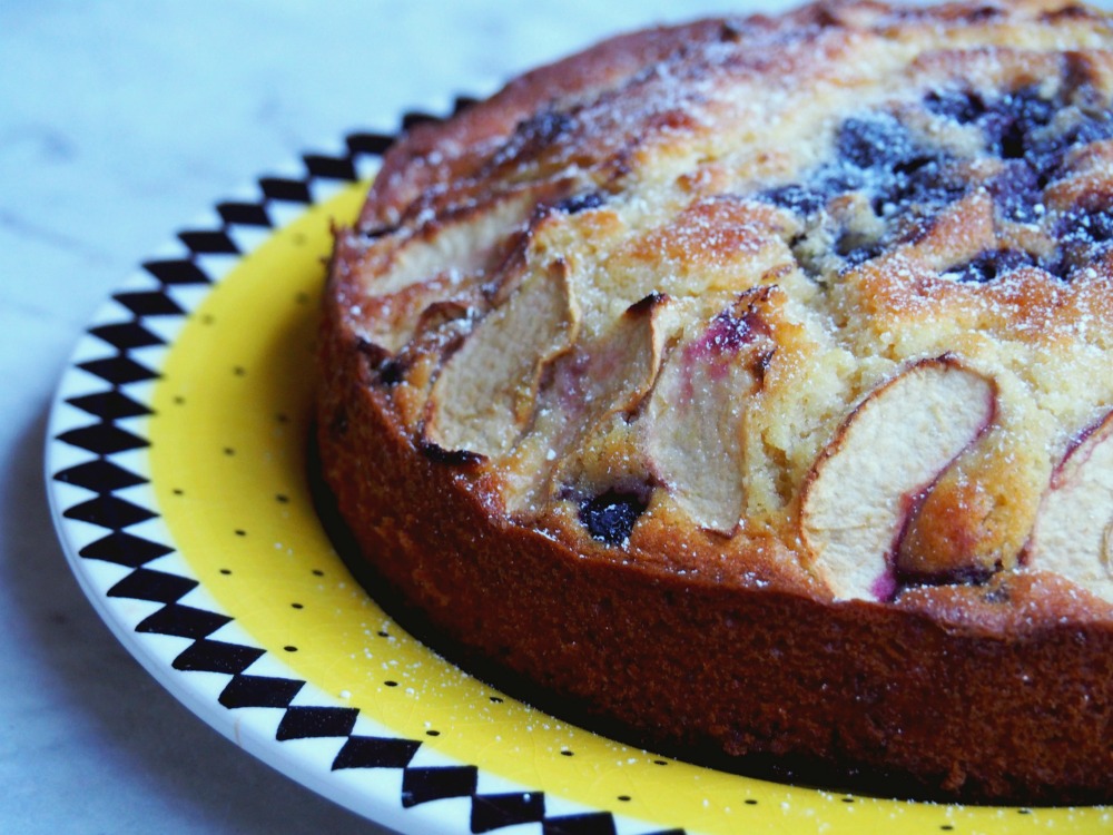 donna hay apple-blueberry-cake-5