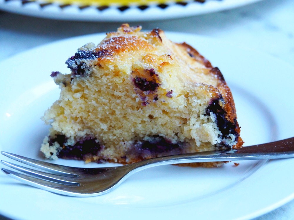 donna hay apple-blueberry-cake-4