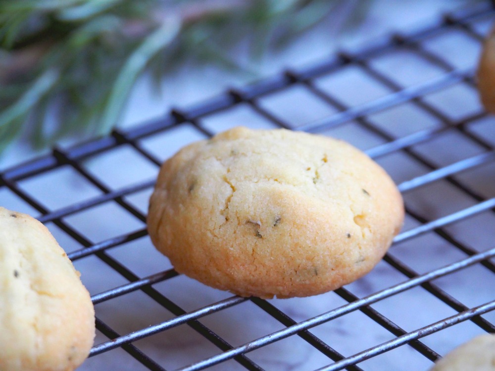 rosemary biscuits