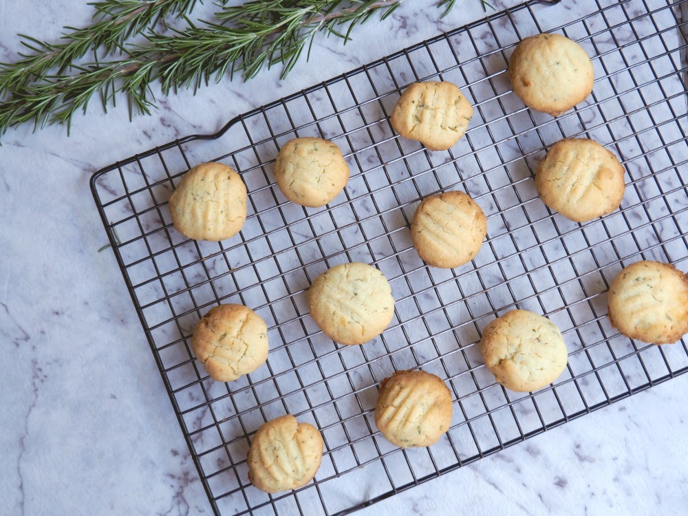 rosemary biscuits