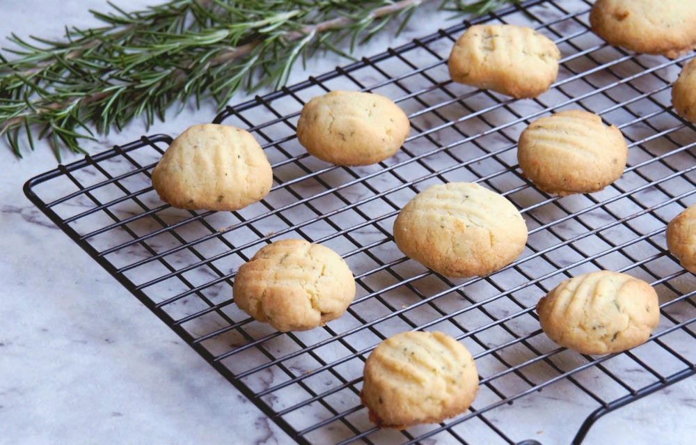 rosemary biscuits