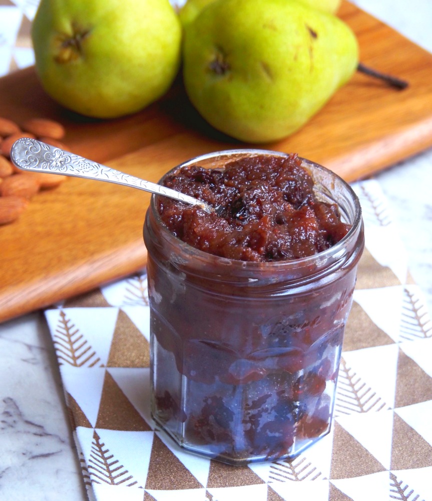 pear almond christmas mince spoon