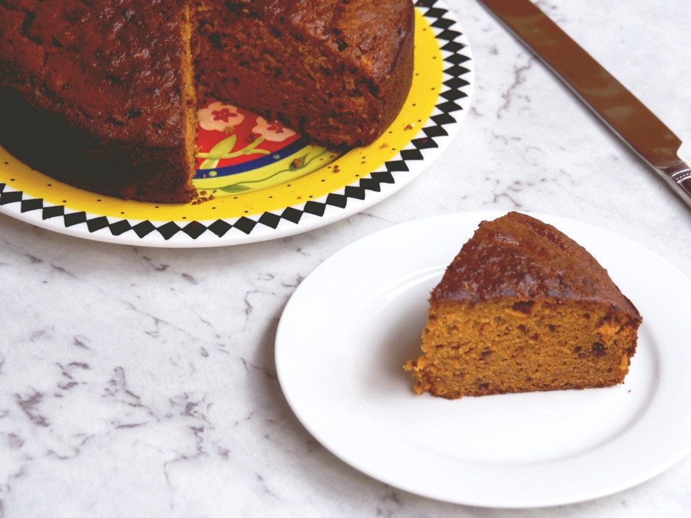 pumpkin and date cake cut