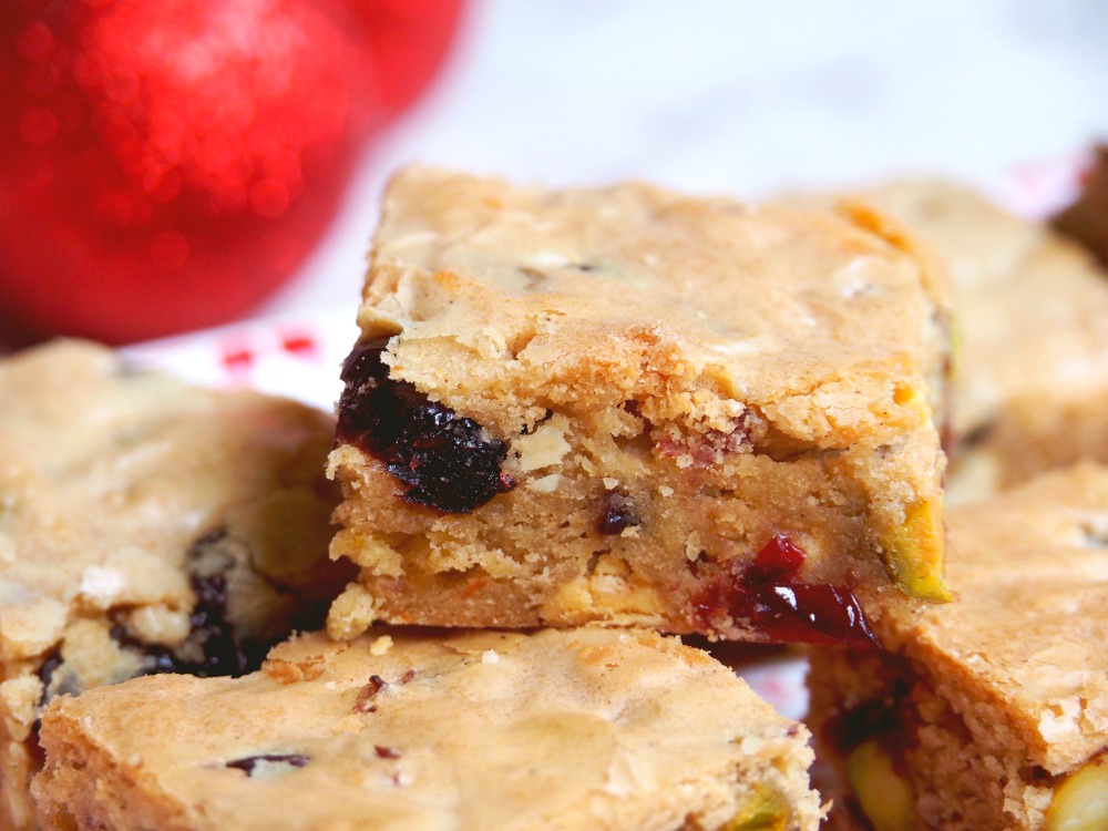 cranberry white chocolate pistachio blondies 6