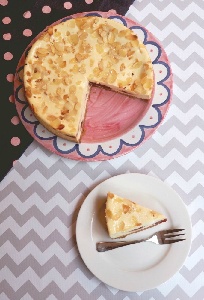 baked bakewell cheesecake