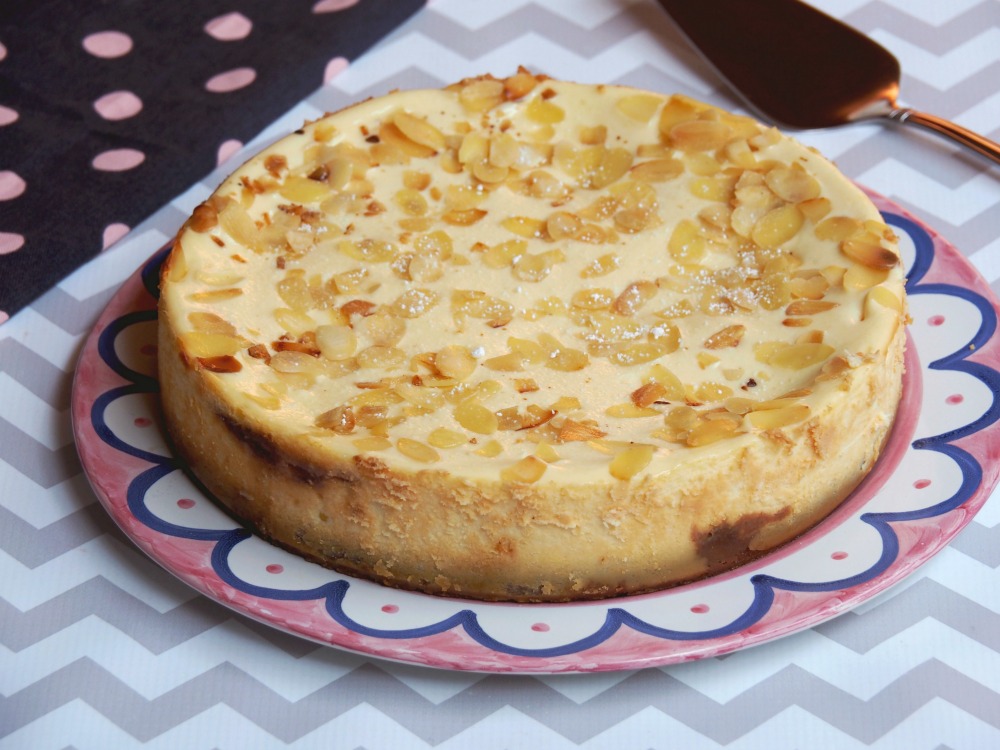 baked bakewell cheesecake 8