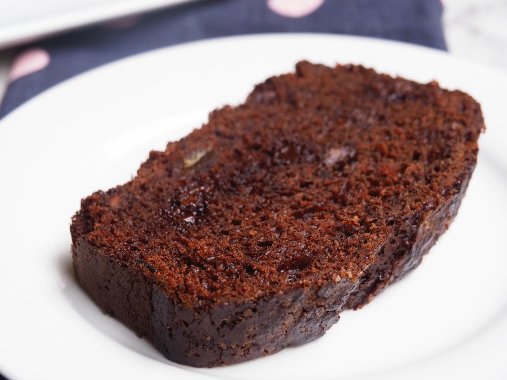 date chocolate loaf slice