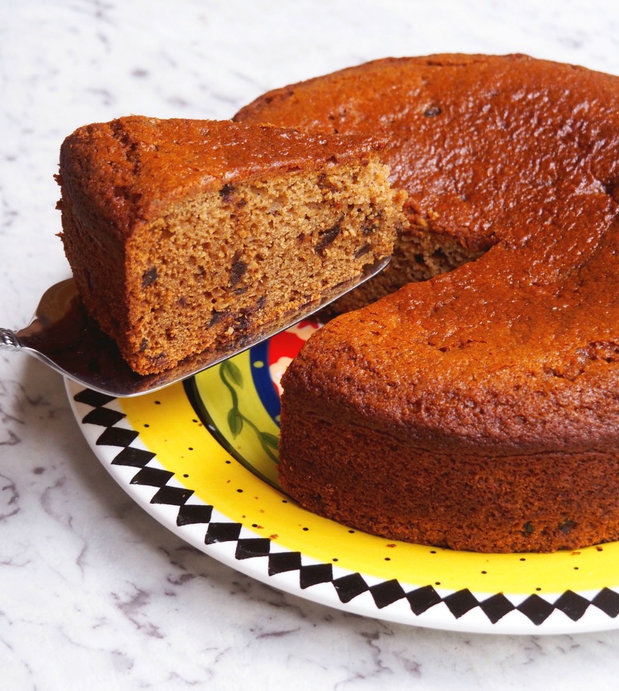 Date and ginger cake 4