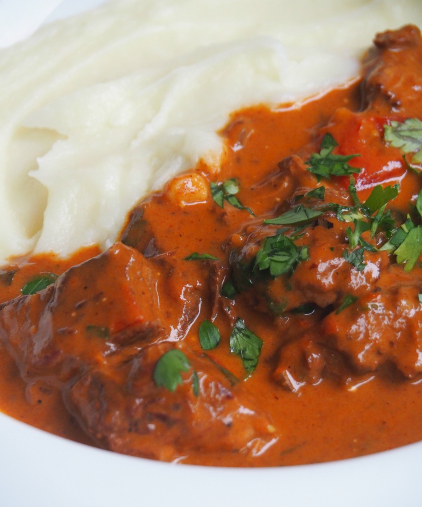 slow cooker beef goulash plate