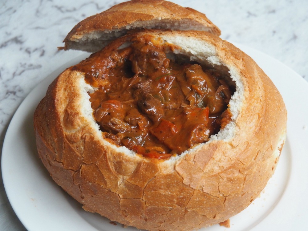 slow cooker goulash in cob